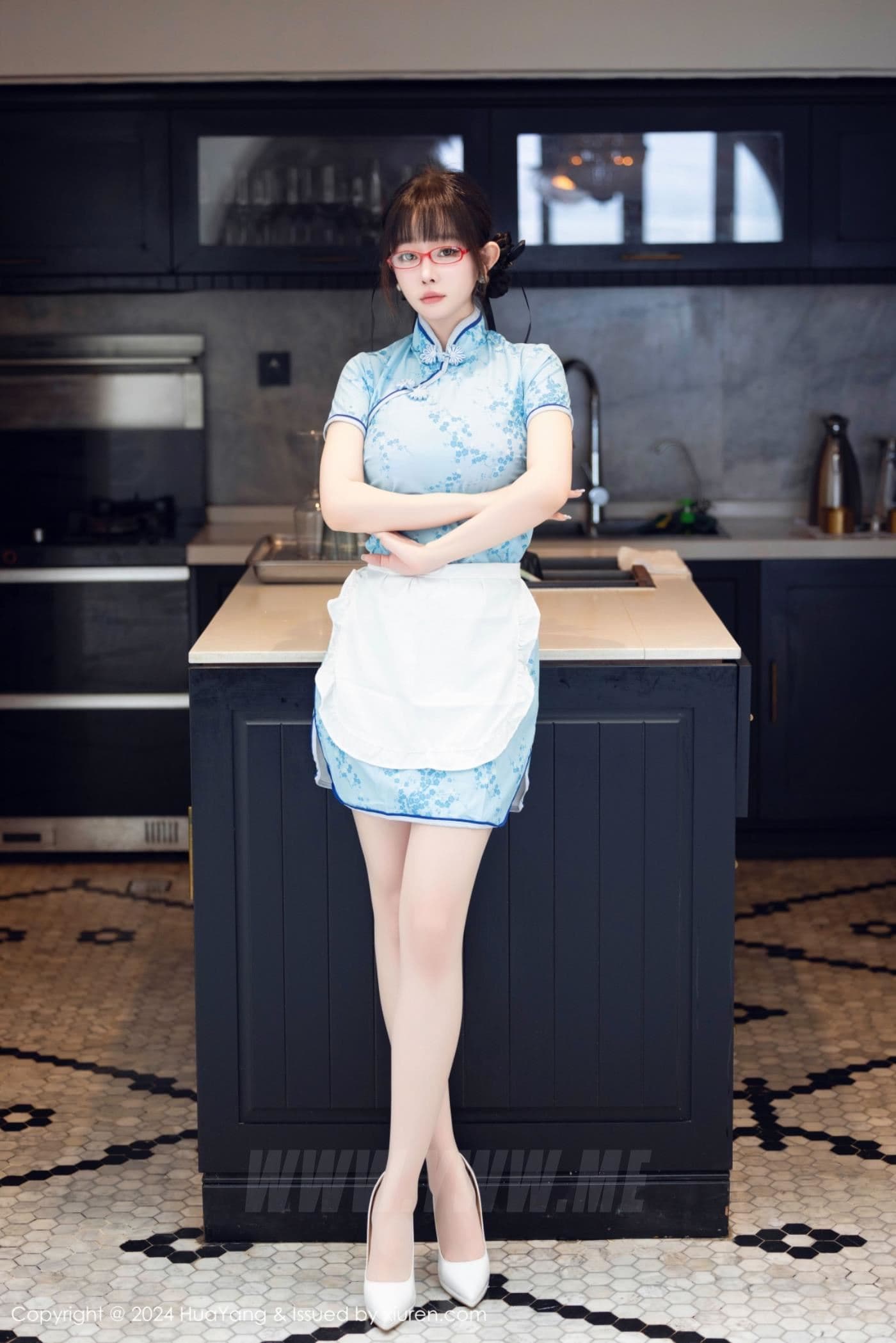 HuaYang花漾 VOL.593 王雨纯 丝袜美腿
