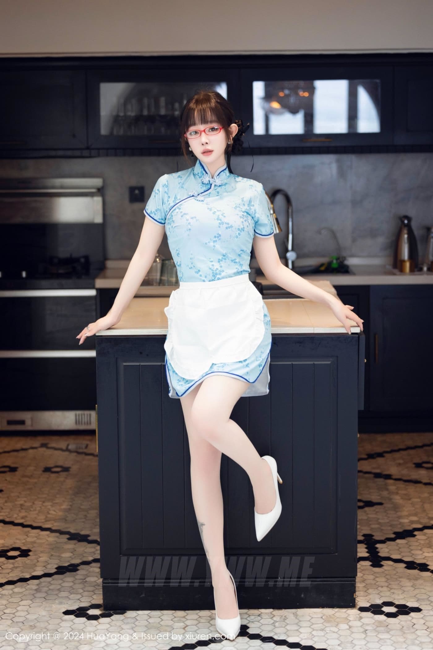 HuaYang花漾 VOL.593 王雨纯 丝袜美腿