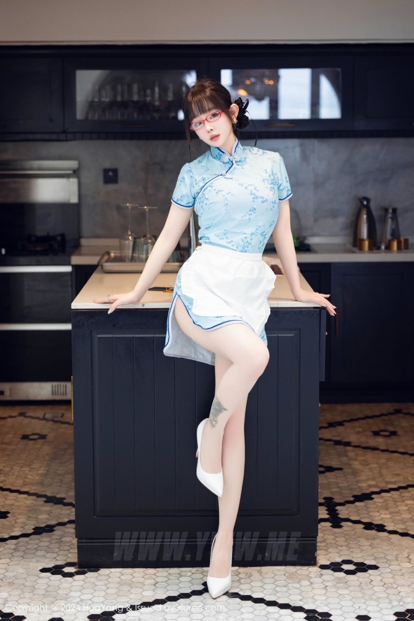 HuaYang花漾 VOL.593 王雨纯 丝袜美腿