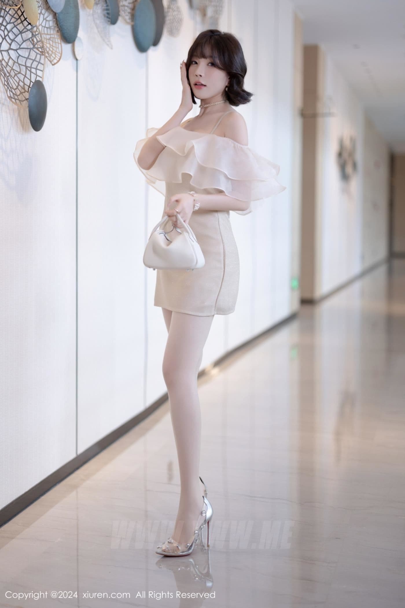 XiuRen秀人网 No.8917 徐莉芝Booty 丝袜美腿