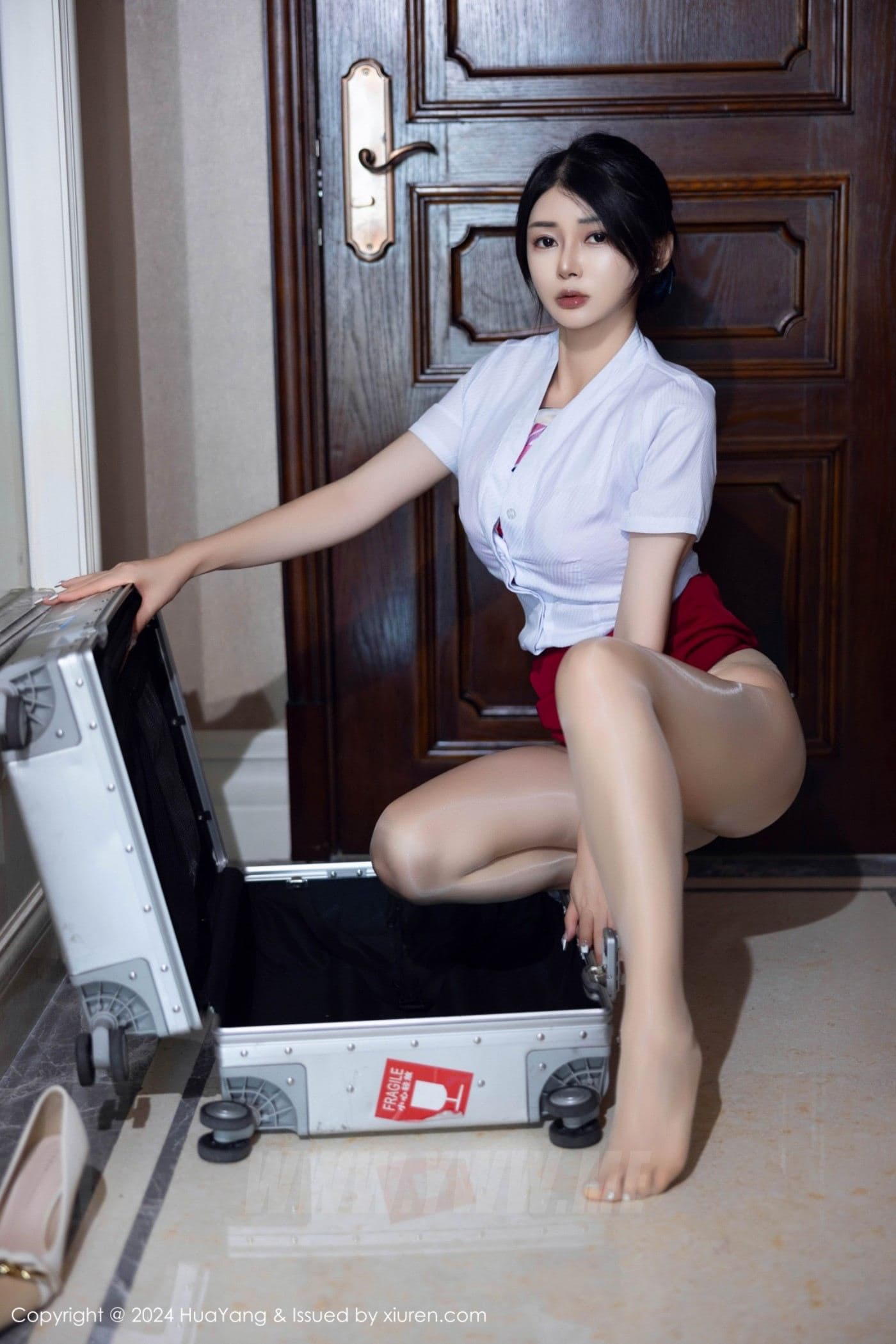 HuaYang花漾 VOL.605 凯竹Quinn 美腿丝袜