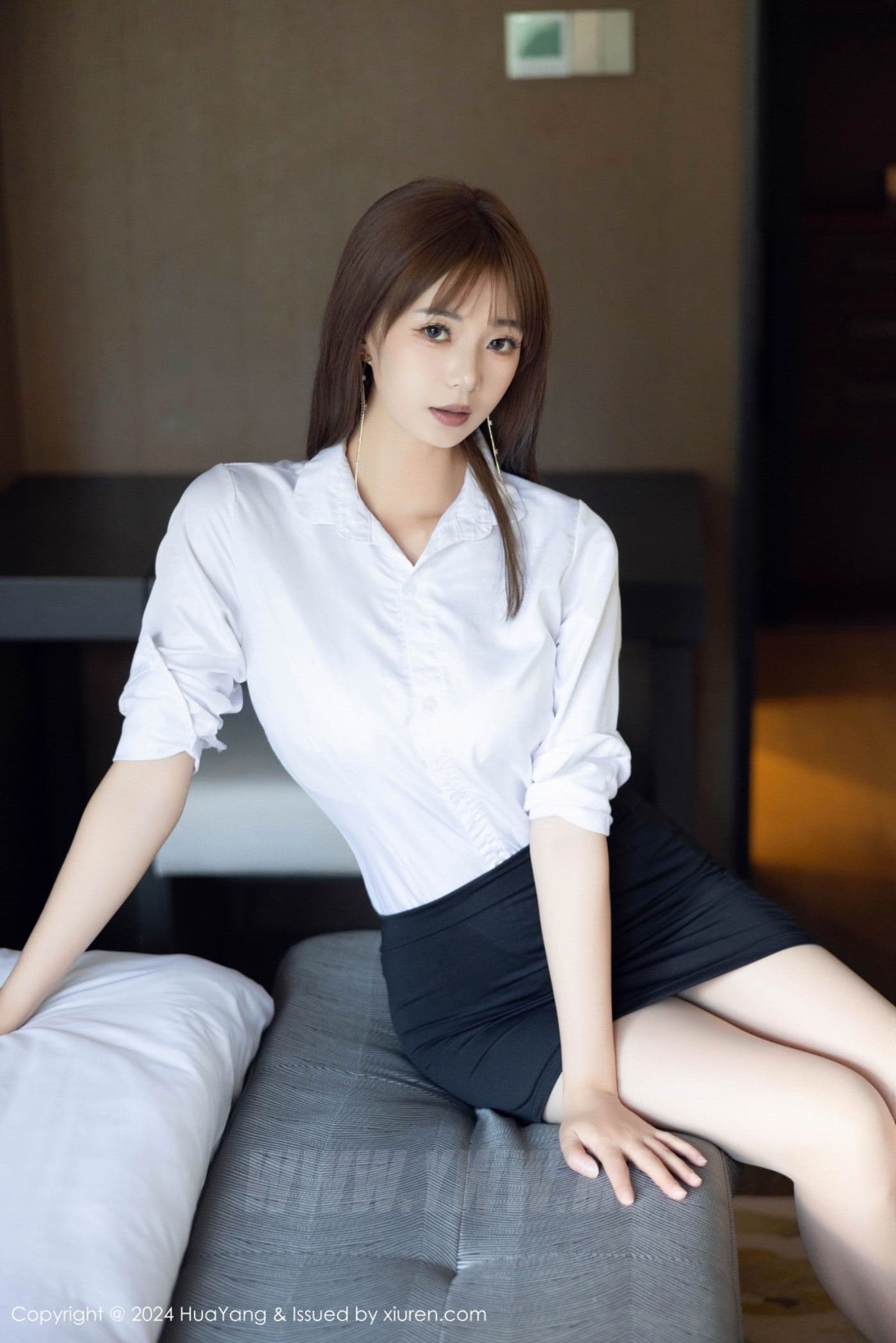 HuaYang花漾 VOL.604 宋-kiki 丝袜美腿