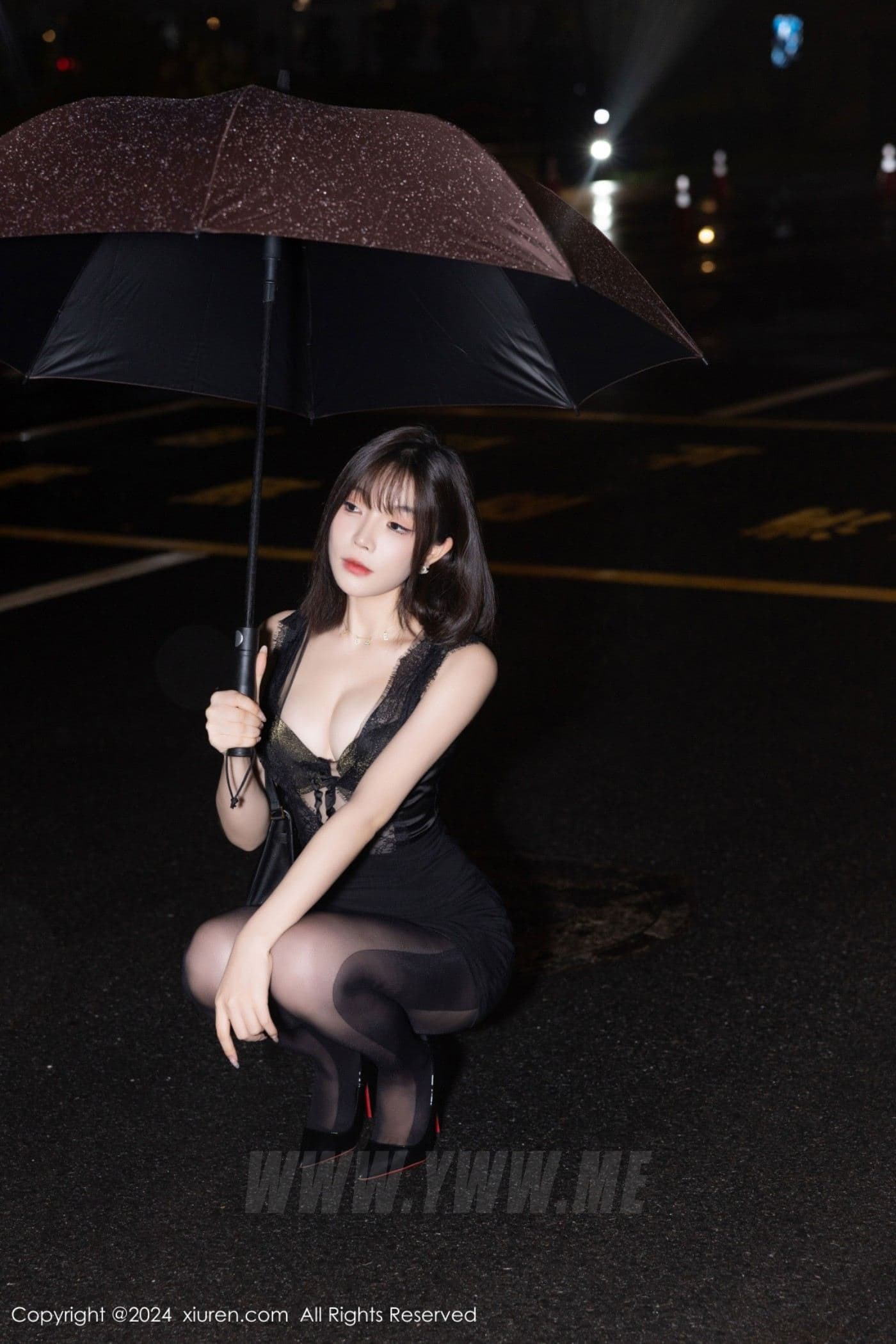 XiuRen秀人网 No.9157 徐莉芝Booty 美腿黑丝