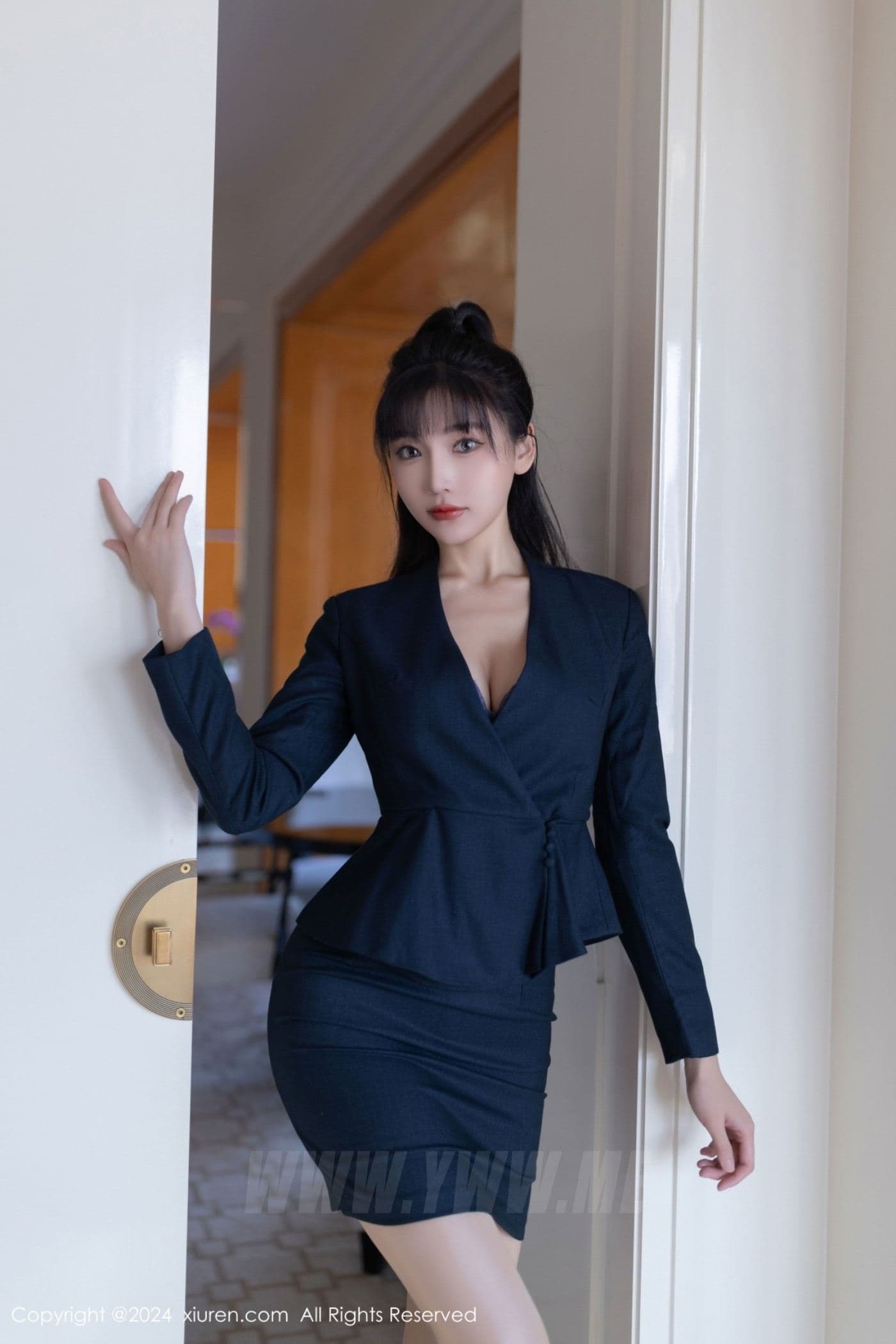 XiuRen秀人网 No.9263 陆萱萱 丝袜美腿