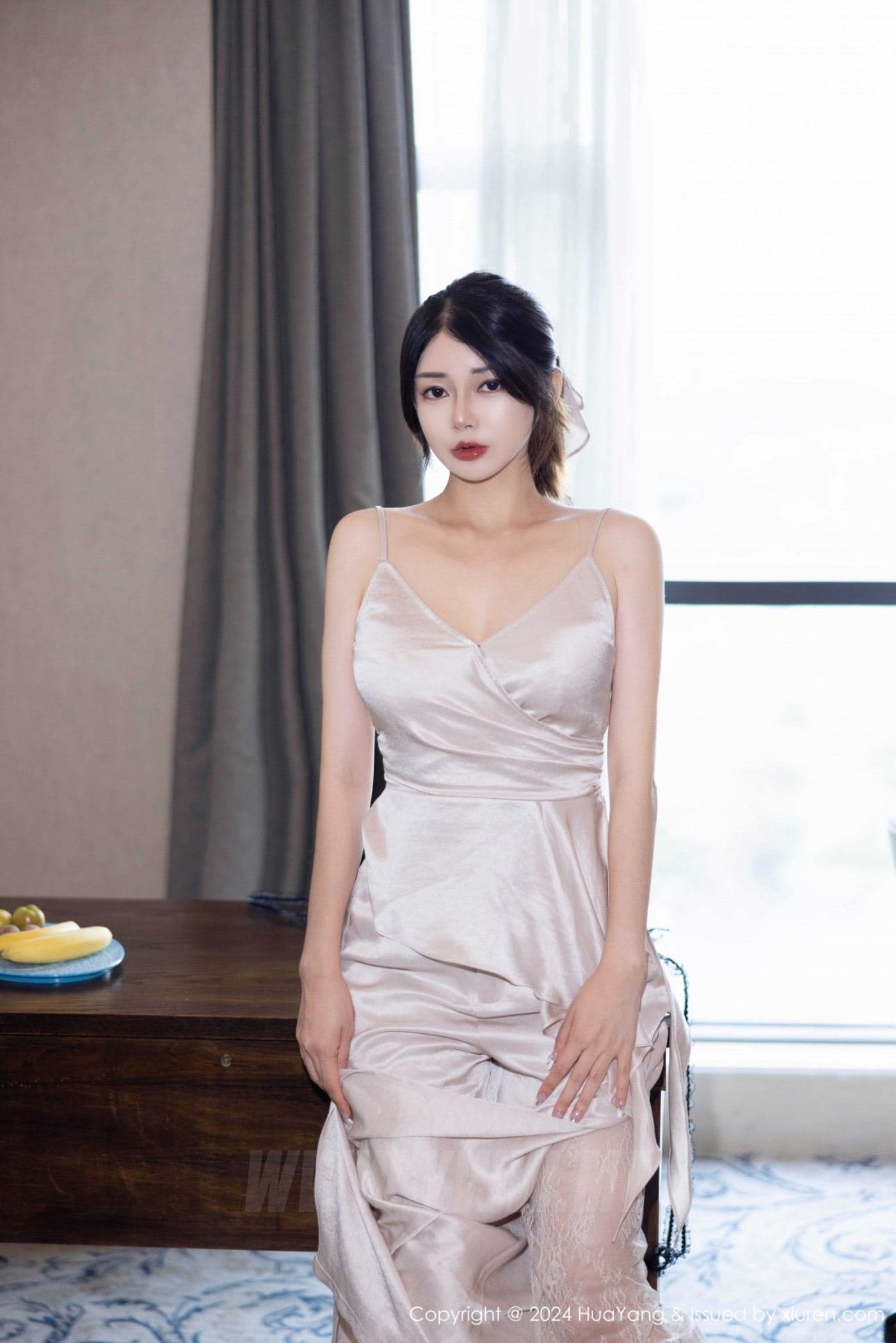 HuaYang花漾 VOL.613 凯竹Quinn 丝袜美腿