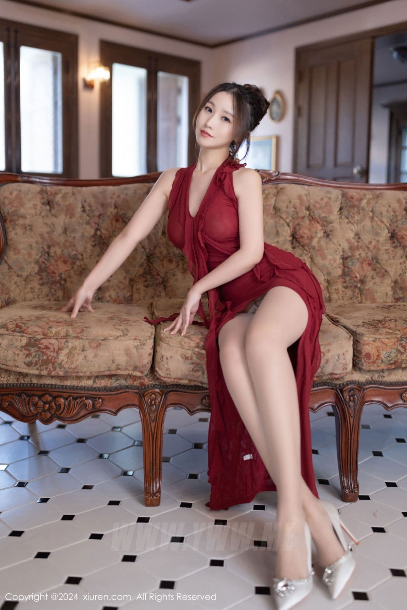 XiuRen秀人网 No.9297 杏子Yada 丝袜美腿