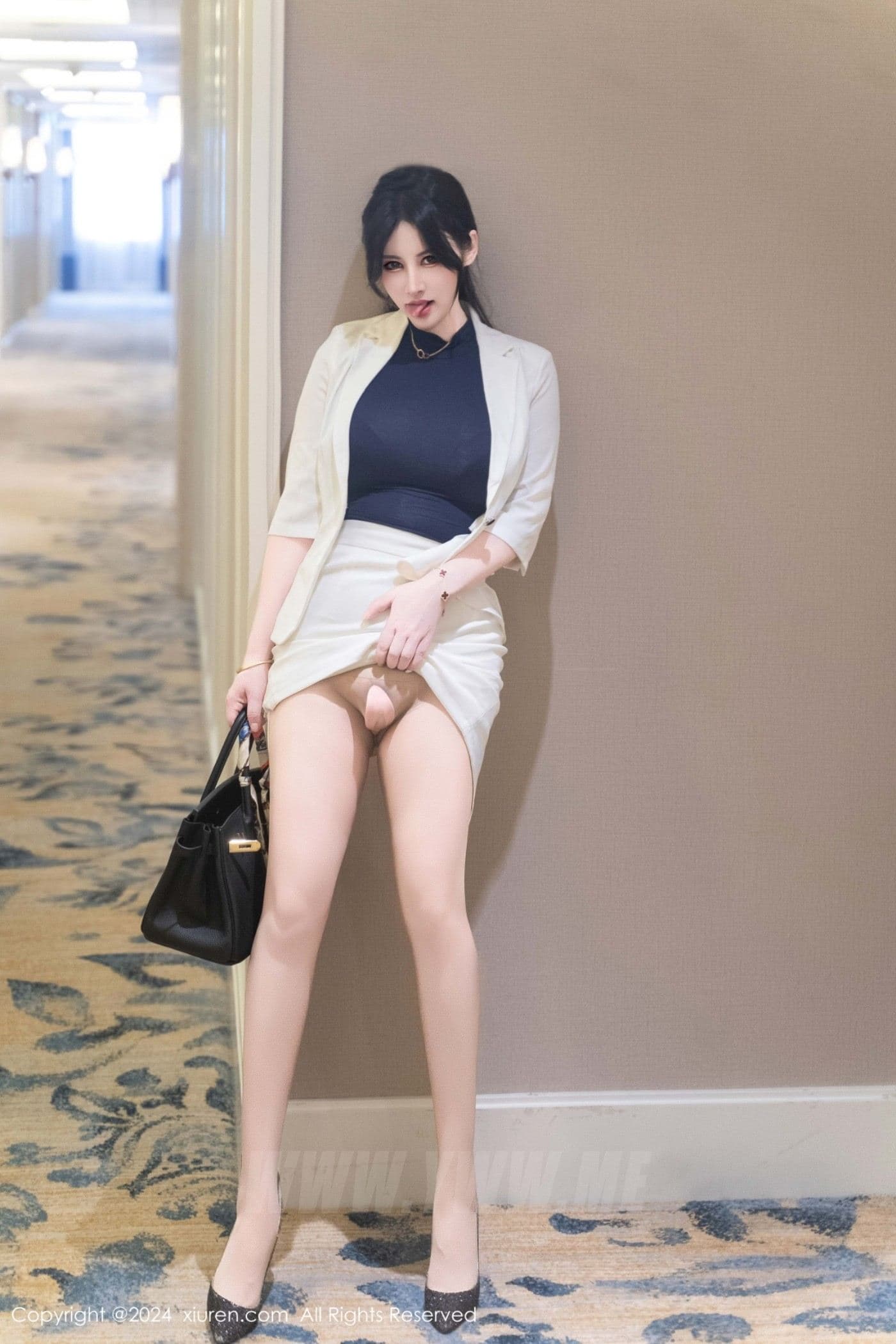 XiuRen秀人网 No.9319 诗诗kiki 丝袜美臀