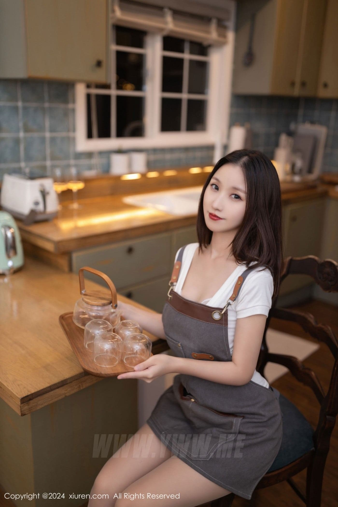 XiuRen秀人网 No.9335 杏子Yada 丝袜美腿