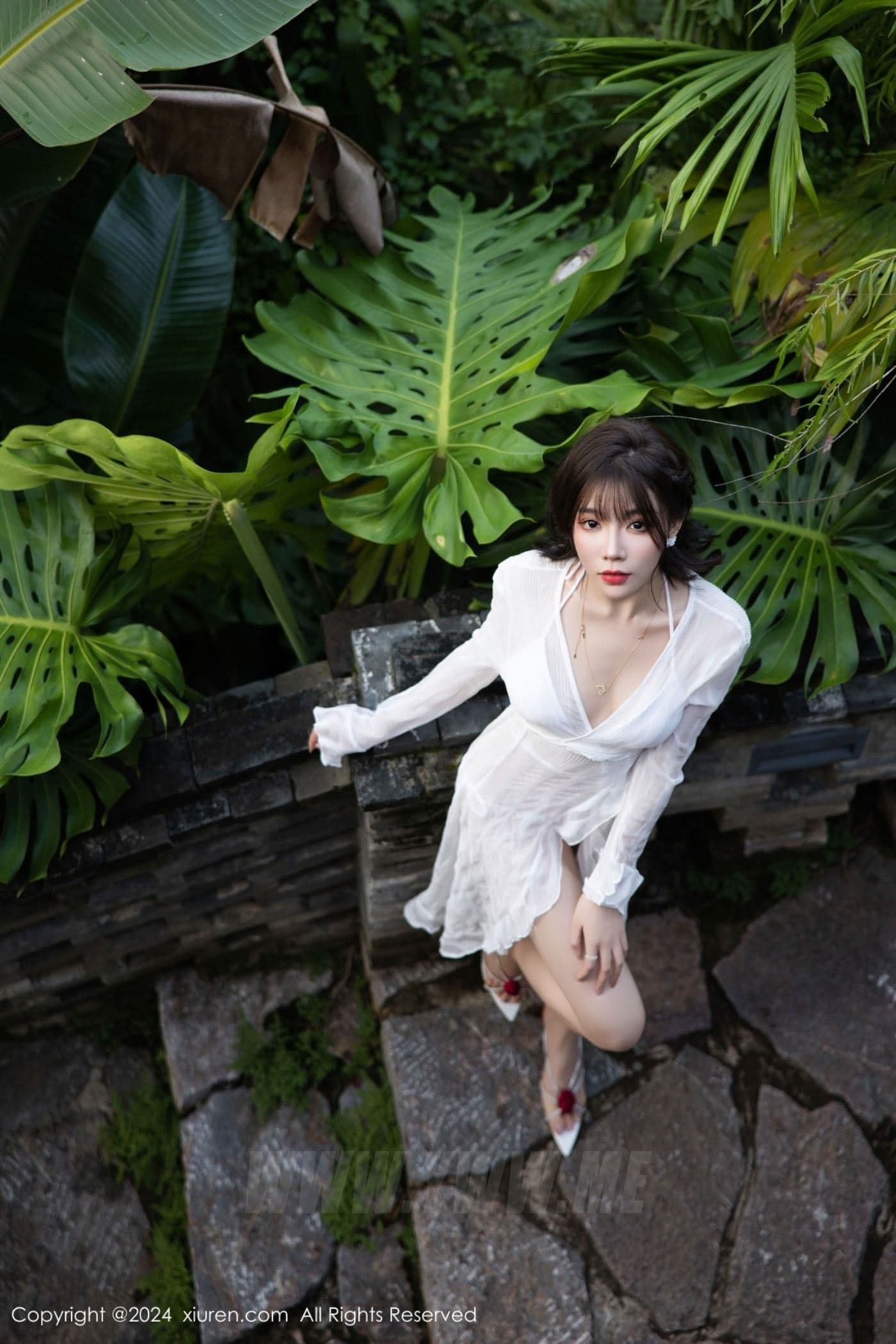 XiuRen秀人网 No.9375 徐莉芝Booty 丝袜美腿