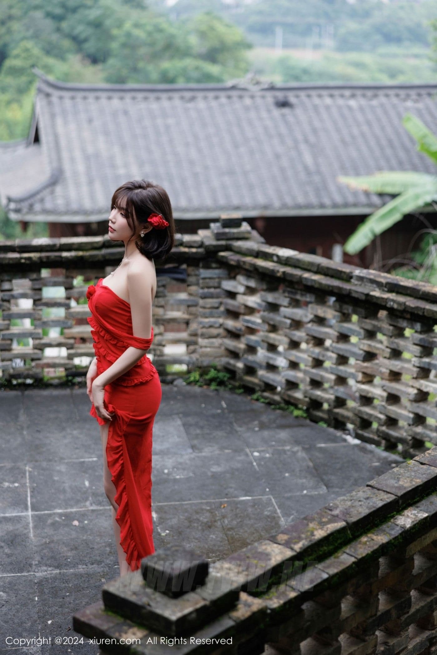XiuRen秀人网 No.9449 徐莉芝Booty 黑丝美腿