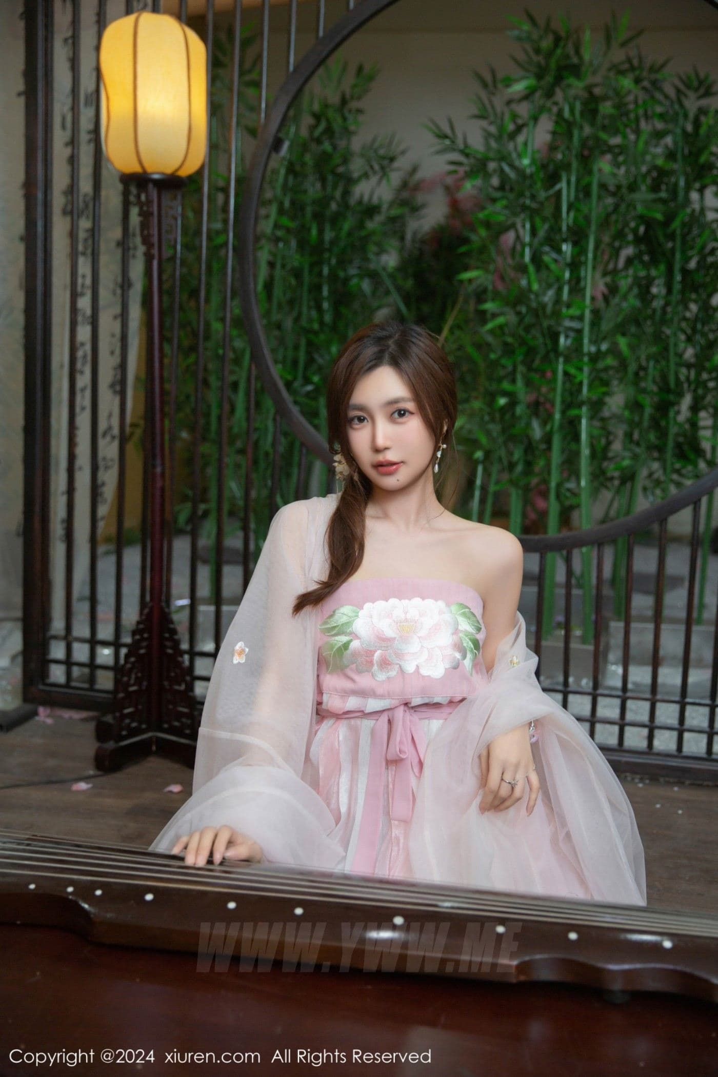 XiuRen秀人网 No.9475 绮里嘉ula 古风美腿