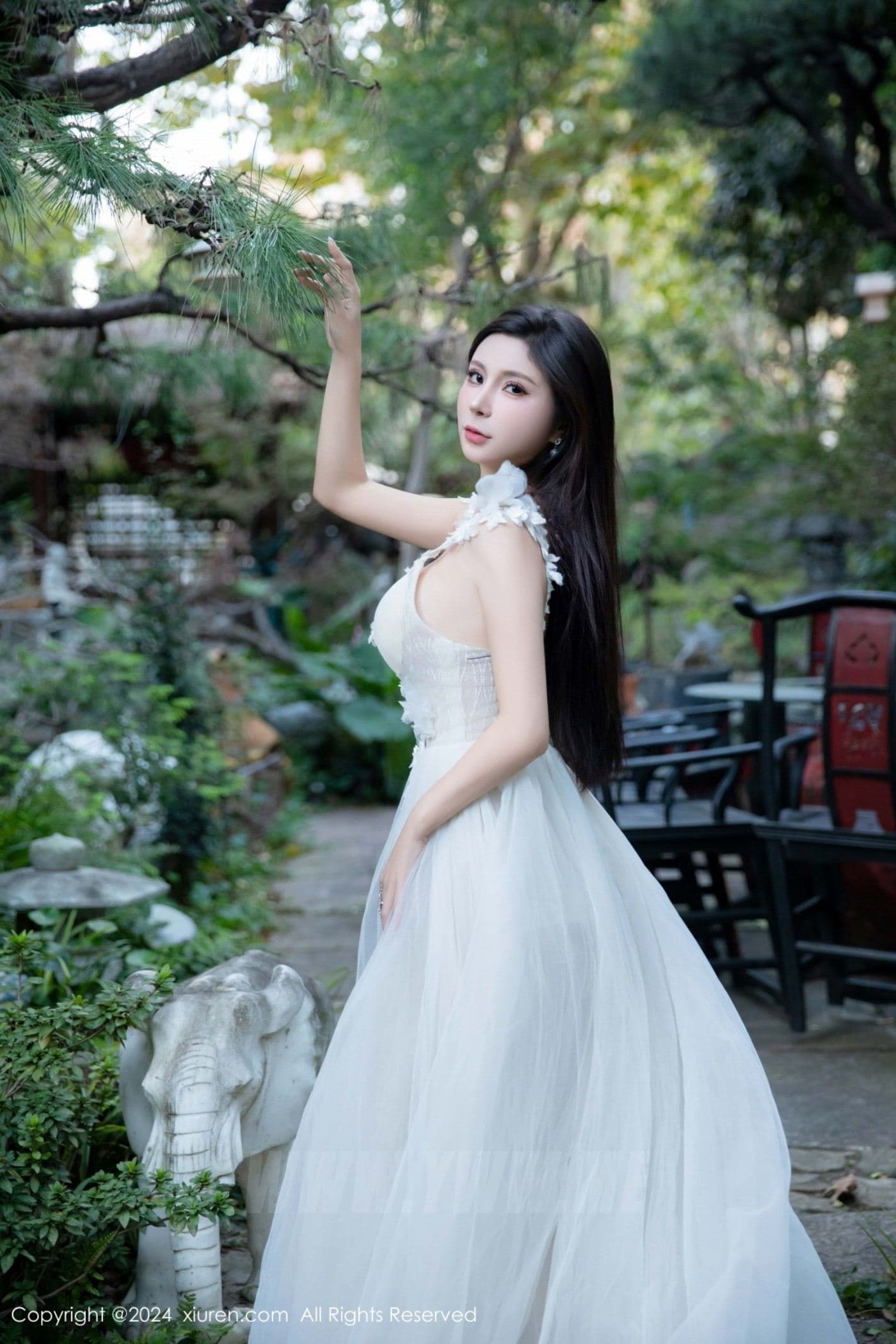 XiuRen秀人网 No.9552 小蛮妖Yummy 丝袜美臀