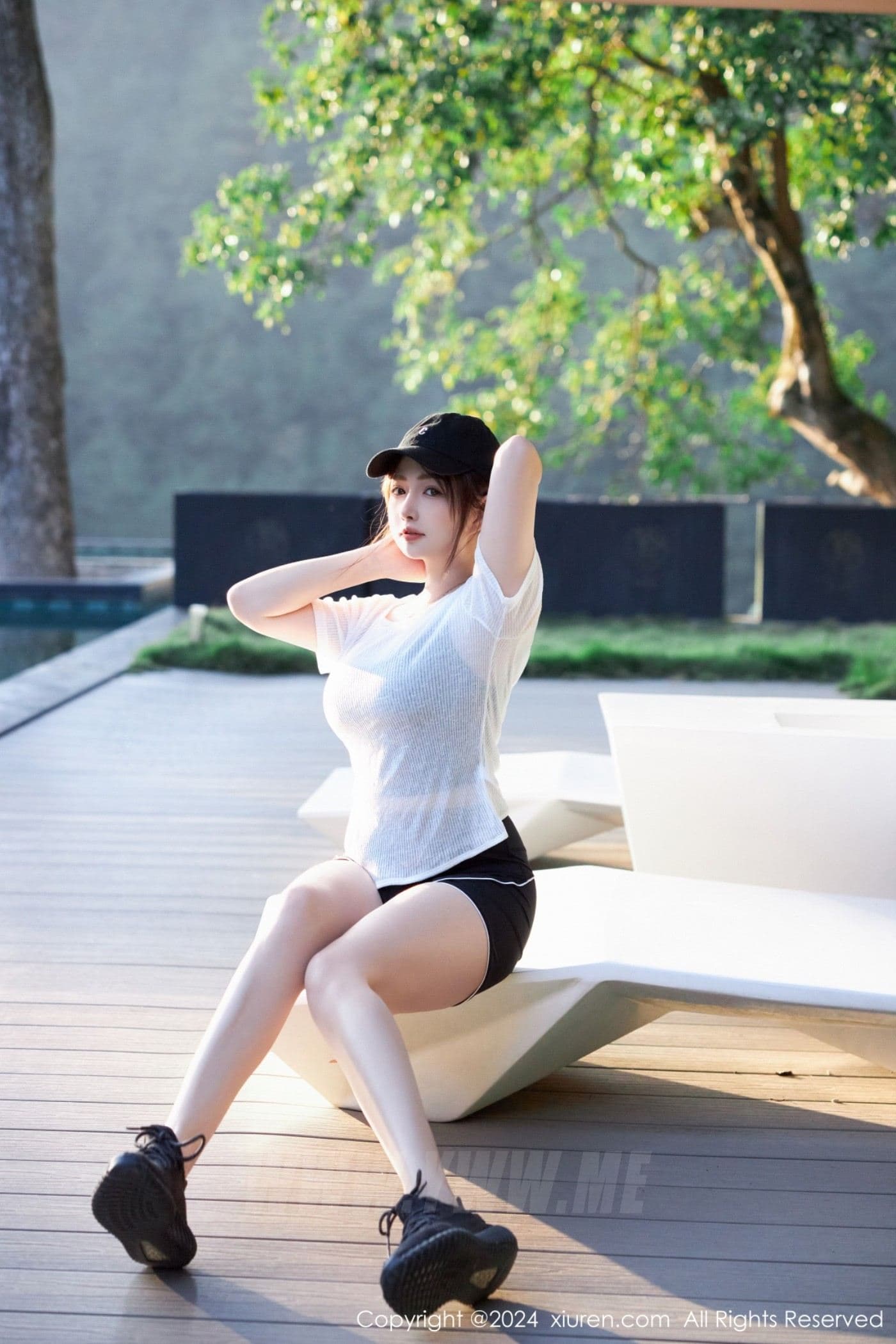 XiuRen秀人网 No.9549 养乐多Doll 成熟美臀