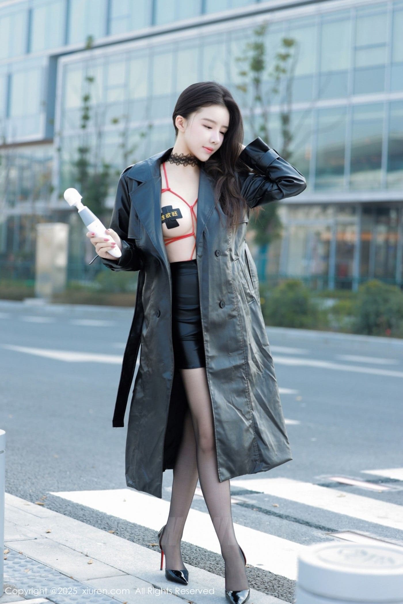 XiuRen秀人网 No.9855 唐翩翩 黑丝美腿