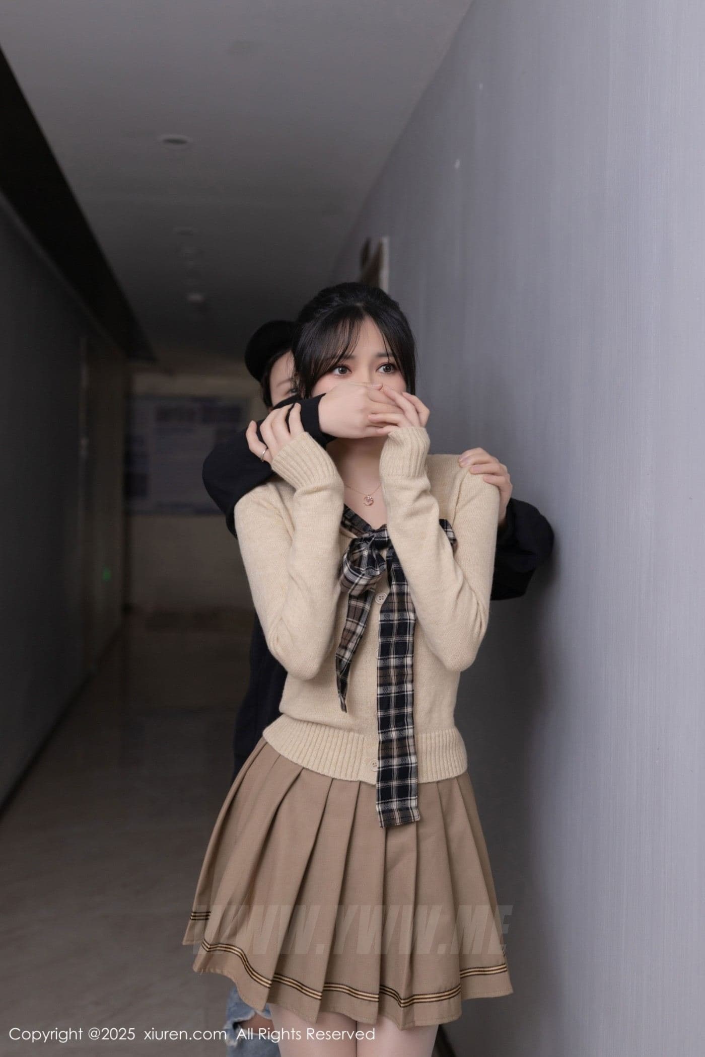 XiuRen秀人网 No.9988 鱼子酱Fish 丝袜美腿