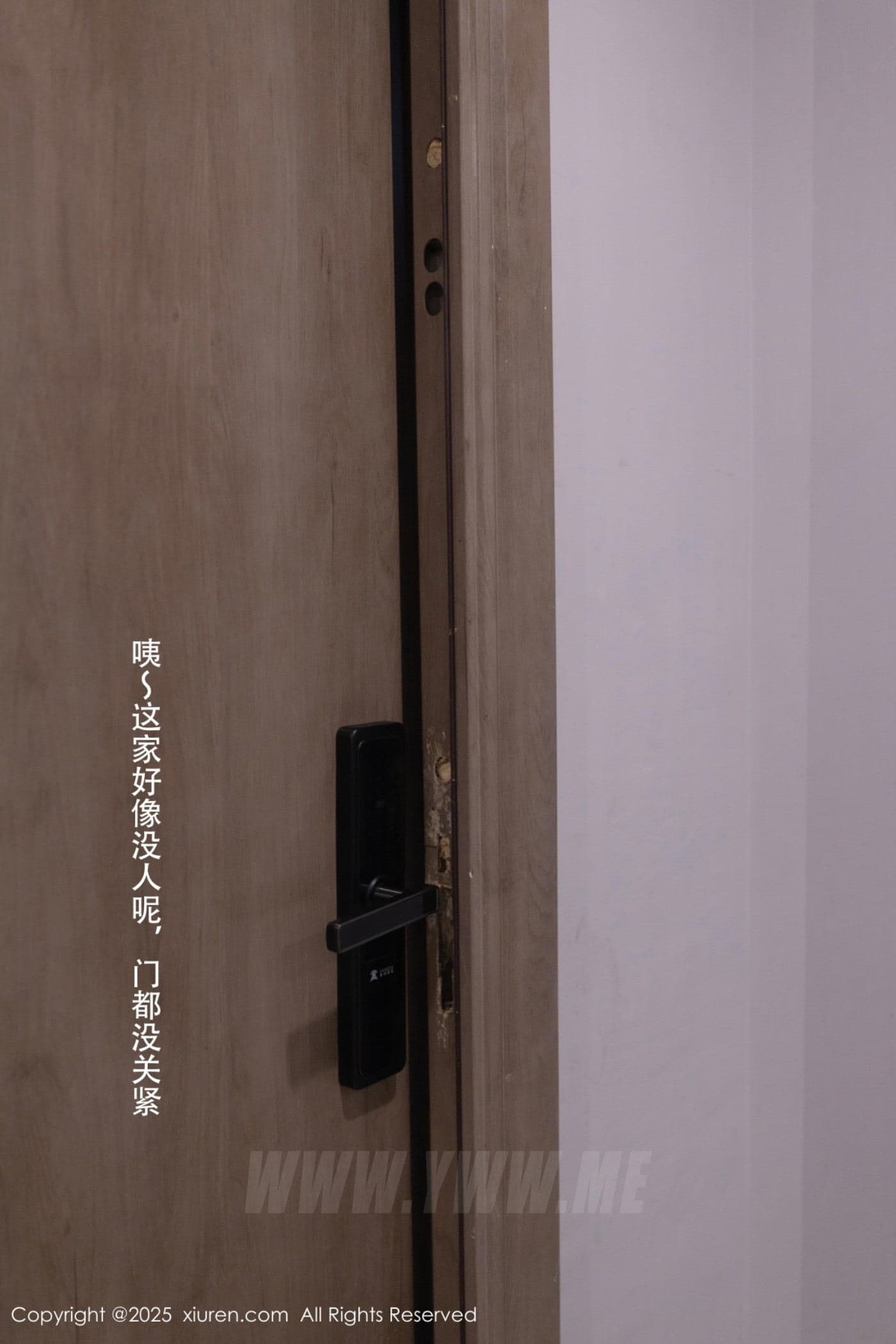 XiuRen秀人网 No.10042 杏子Yada 美腿性感