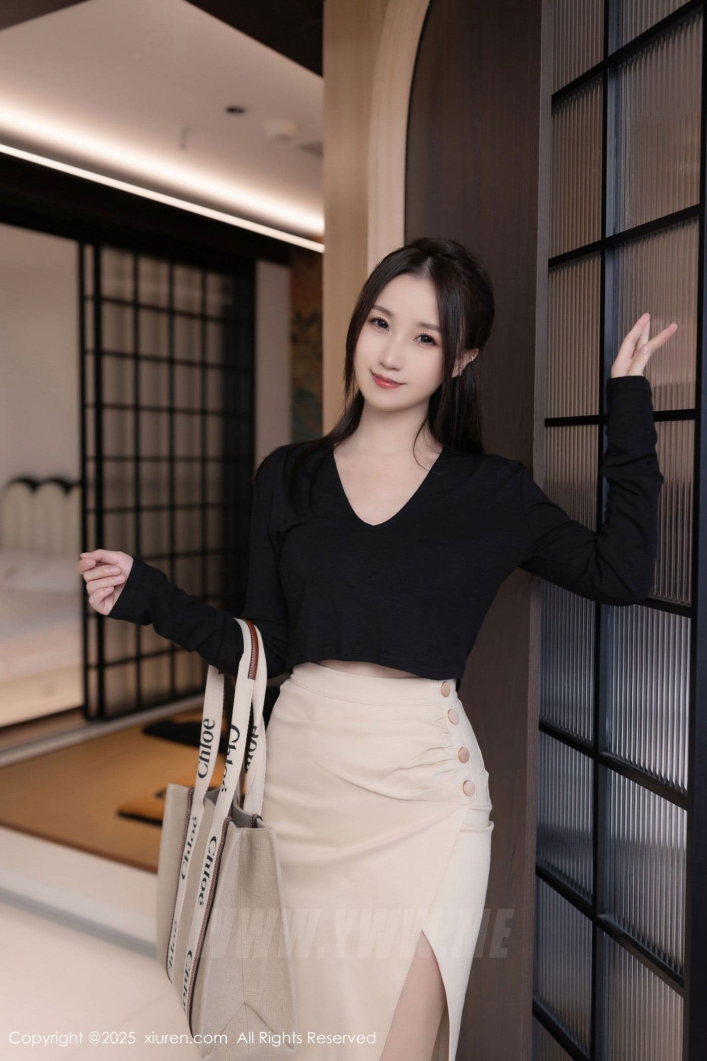 XiuRen秀人网 No.10576 杏子Yada 黑色OL