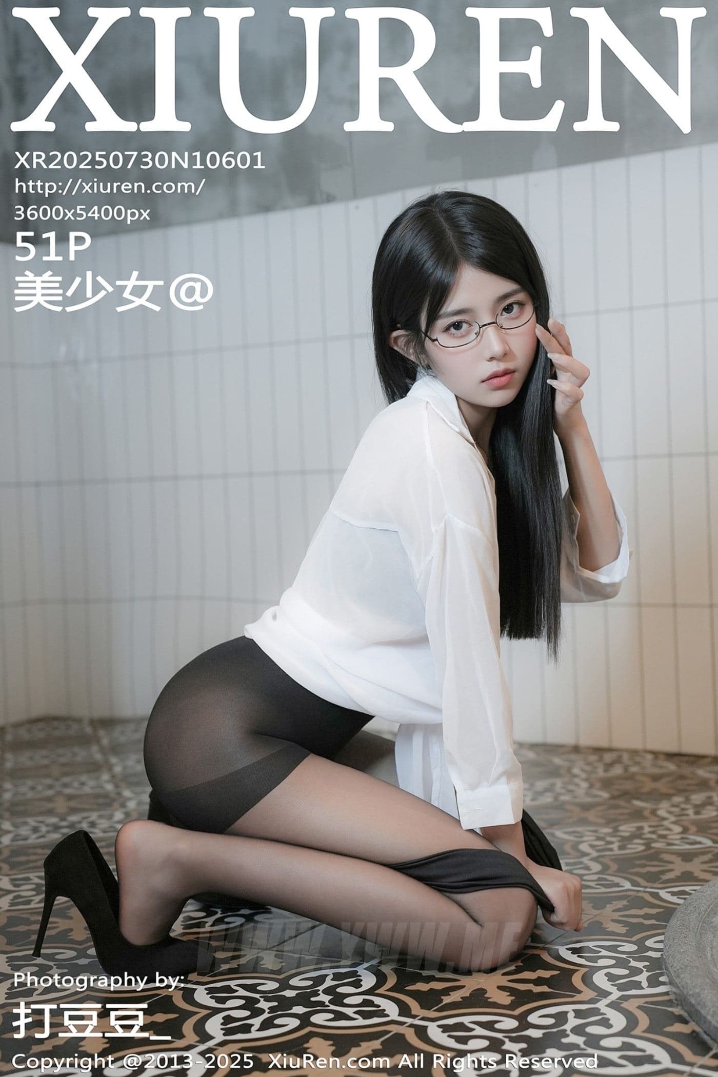 XiuRen秀人网 No.10601 美少女@ 白色衬衫