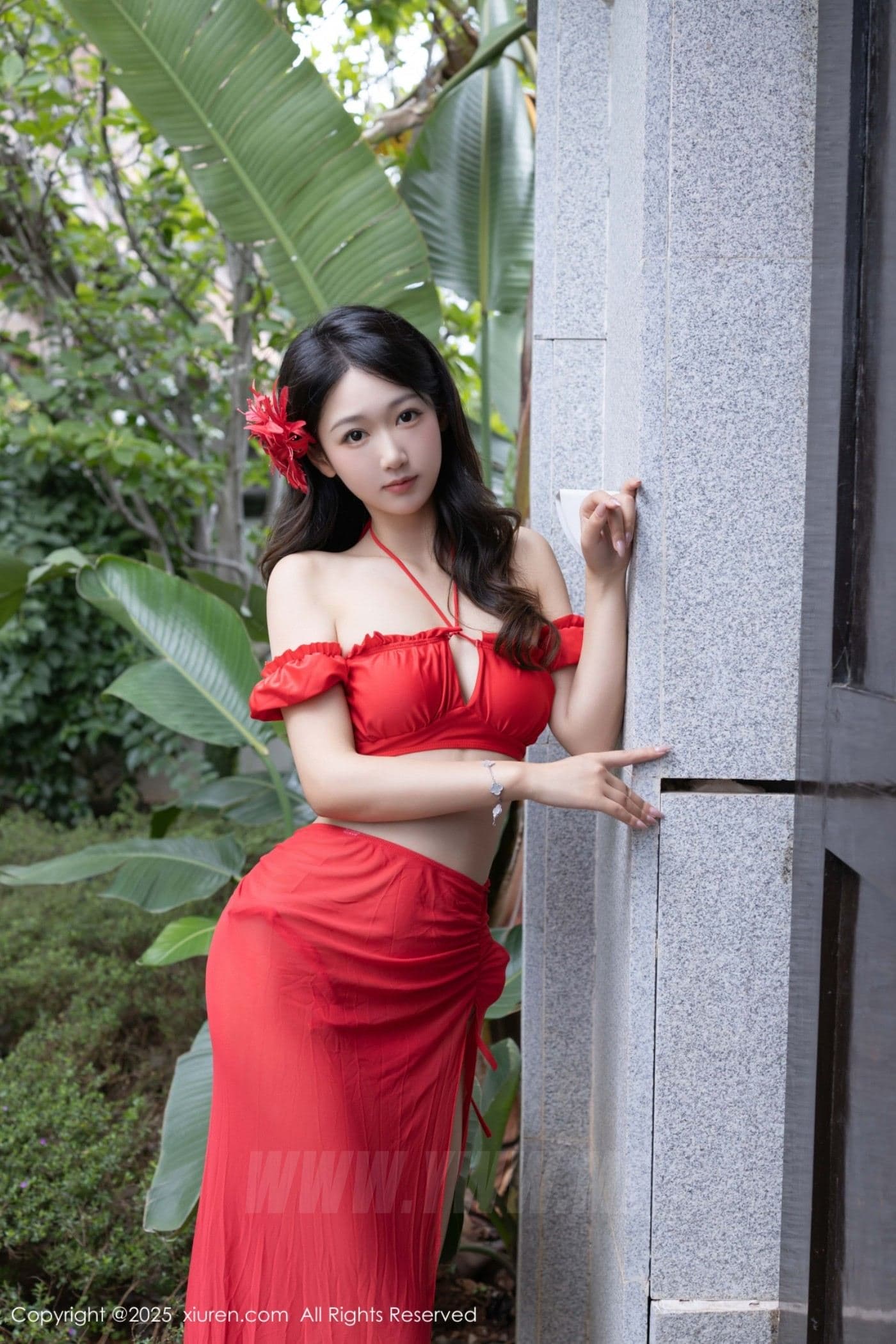 XiuRen秀人网 No.10662 唐安琪 红色泳衣
