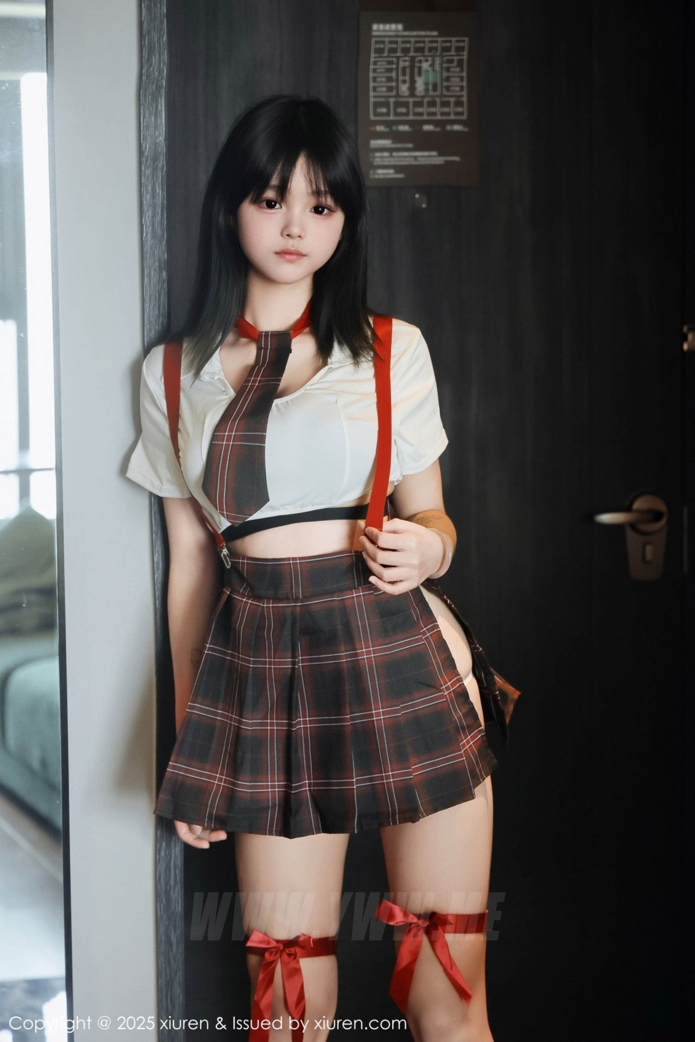 XiuRen秀人网 No.10774 小泠 格子裙