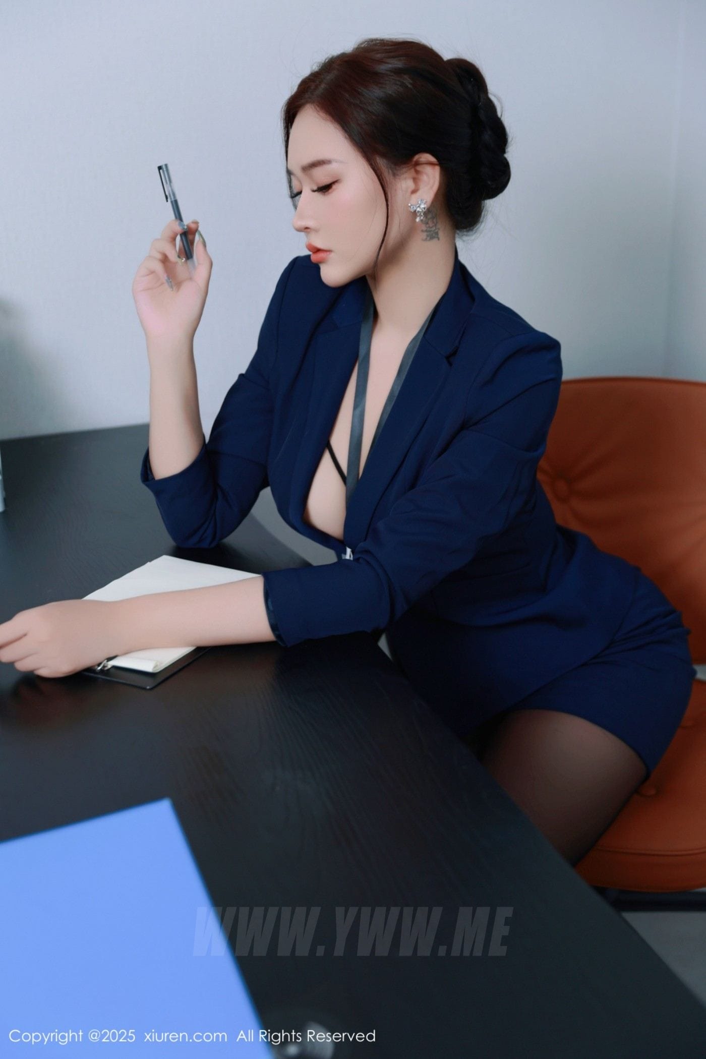 XiuRen秀人网 No.10751 娜比 OL服饰