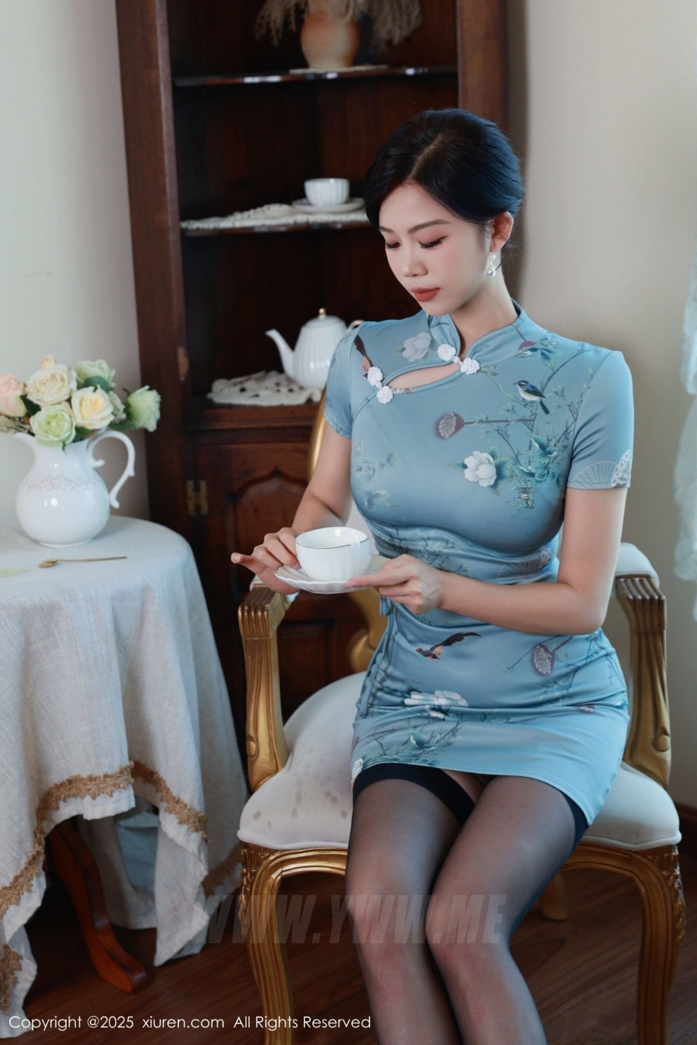 XiuRen秀人网 No.10753 玫瑰我爱你 蓝色旗袍