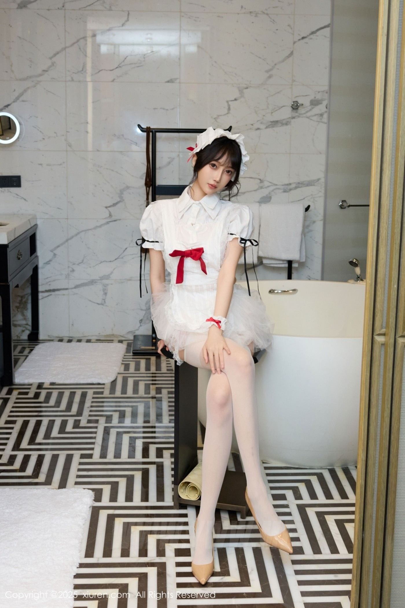 XiuRen秀人网 No.10827 玥儿玥er 萝莉女仆