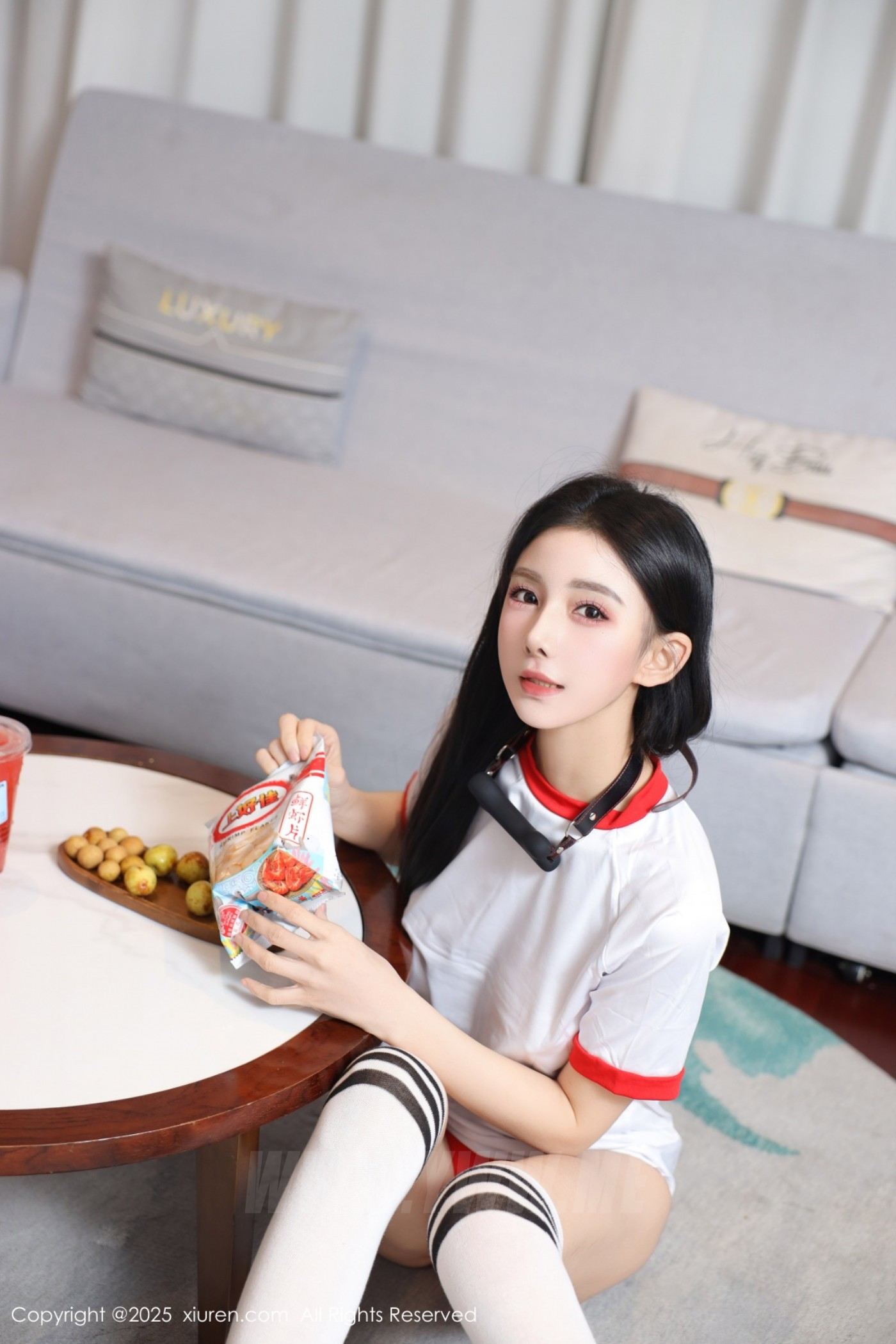 XiuRen秀人网 No.11110 许微微呀